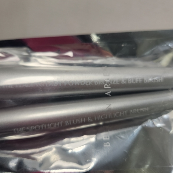 BELLE EN ARGENT |  set of two new makeup brushes - Picture 2 of 3